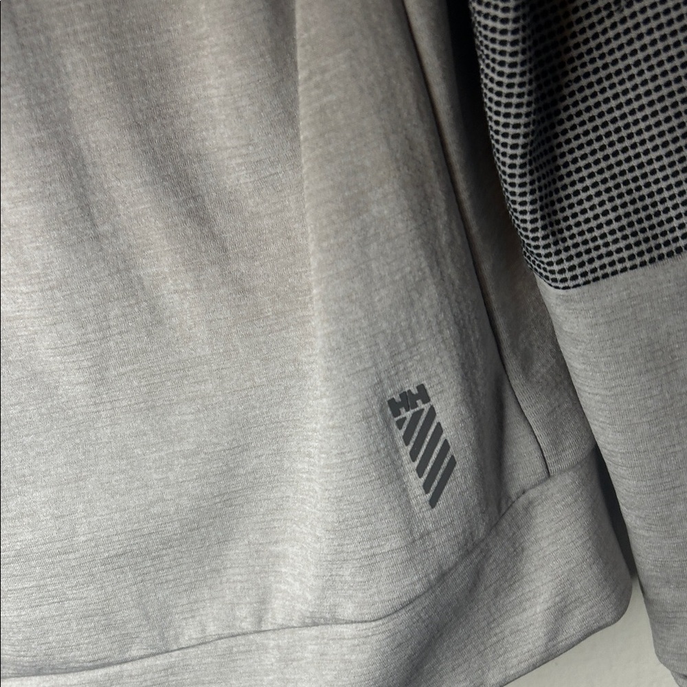 Helly Hansen Light Gray Quarter-Zip Pullover - image 4